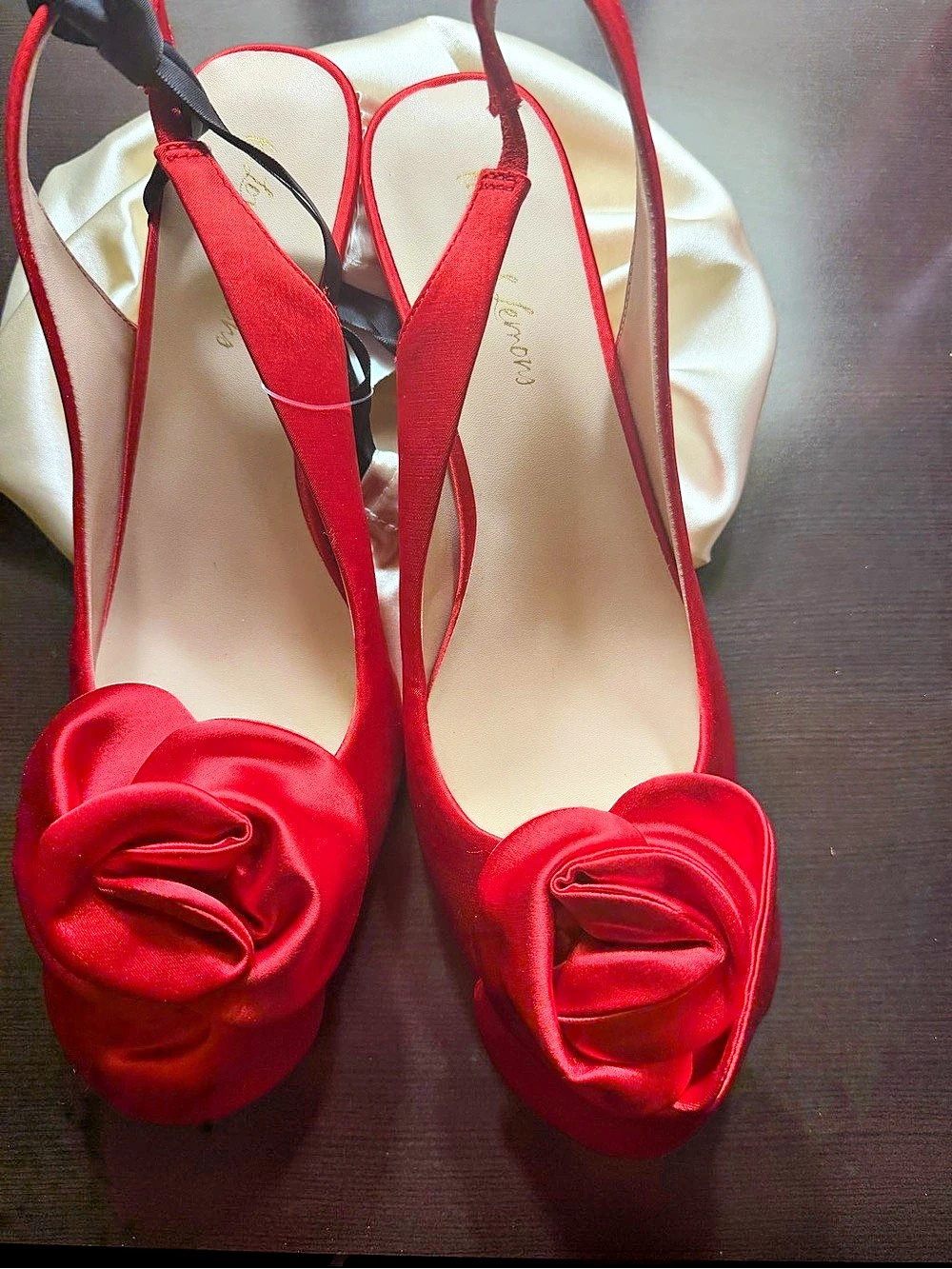 For love and Lemons Applique Heeled Sandals Red